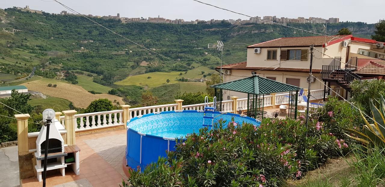B&B Da Pietro Calascibetta Exterior photo